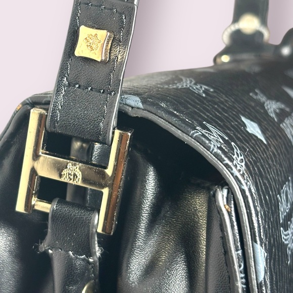 Mcm Patricia Visetos Shoulder Bag black - Picture 2 of 10
